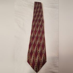 Embassy Square Elegant Silk Burgundy and Gold Men's Tie